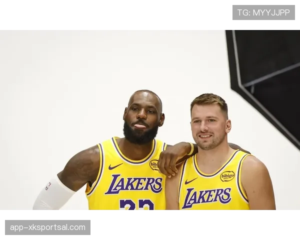 戴维斯挡拆配詹姆斯效率回升，较上季更致命